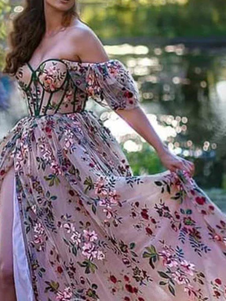 Embroidered Floral Dress Corset Prom Dress For Photo Shoot