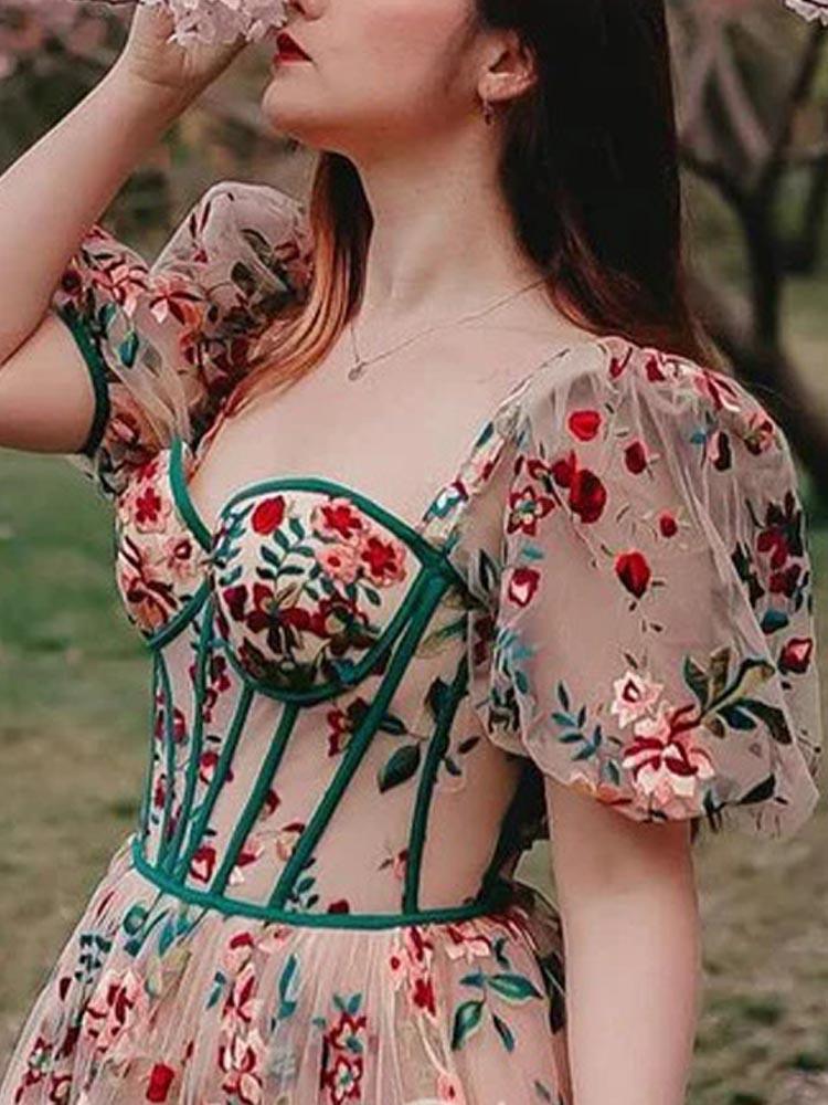 Embroidered Floral Dress Corset Prom Dress For Photo Shoot